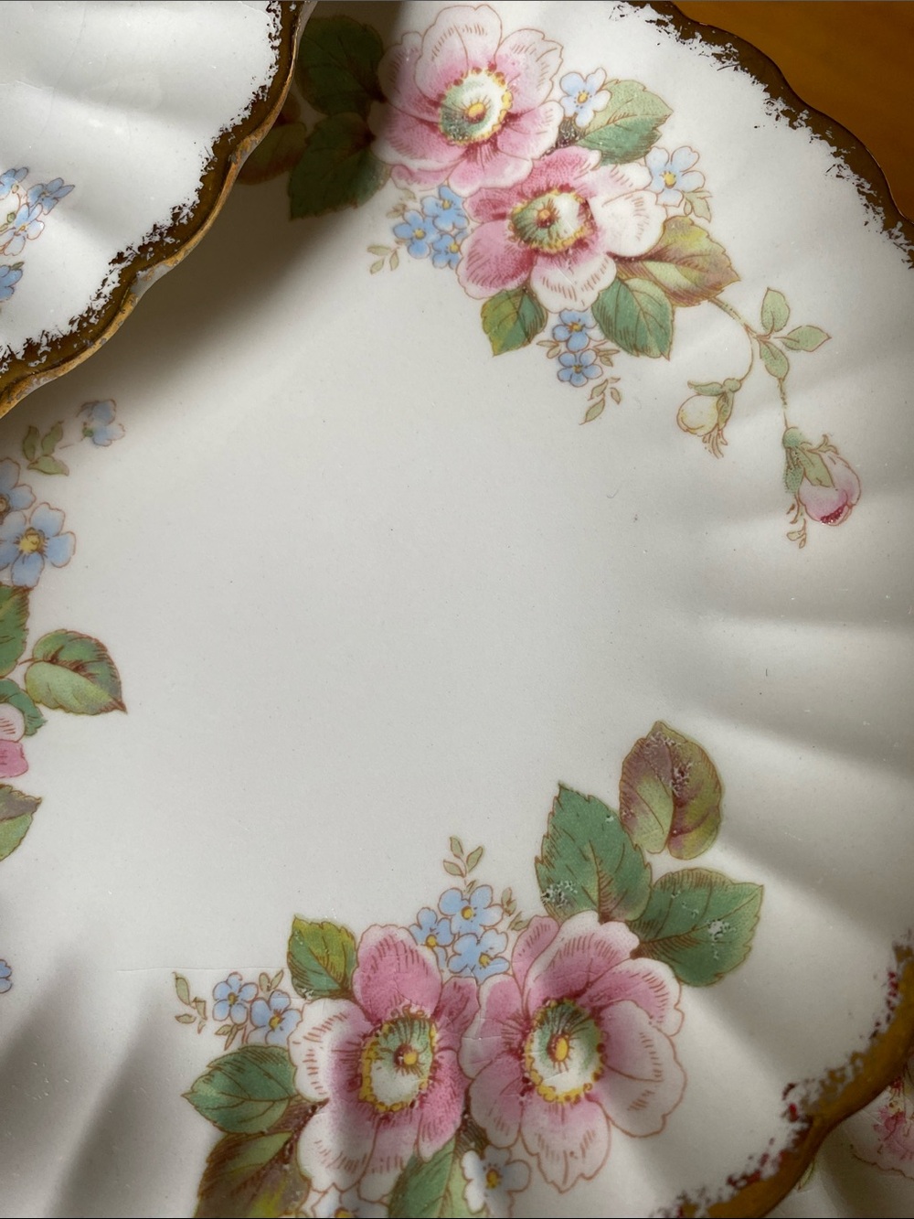 Vtg Limoge China Rose Scalloped 7 1/4” Dessert/Bread/Salad Plates set of 8 - Picture 6 of 13